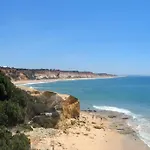 D'agua Brisa Beachside Апартаменти *